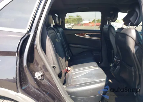 2019 Lincoln Nautilus Select z USA, uszkodzony, nr VIN 2LMPJ6K90KBL15151